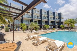 Large Luxury apartment on Palm Beach - Palm-Eagle Beach - 0