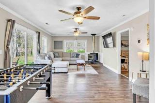 Greensboro Get-together, K Bed, Secret Playroom - Greensboro - 0