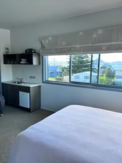 Hosts on the Coast - Reel Escape on Banks - Cooks Beach - 2