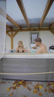 Holiday House Sunset Spa - 9