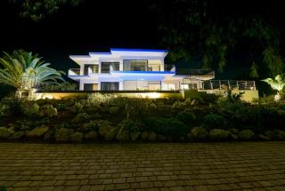 Villa Kilada on the Rocks - 9