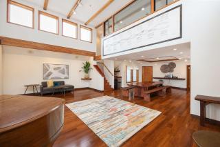 Seaside Art Gallery Loft Inspire Your Creativity with Breathtaking Views! - 3