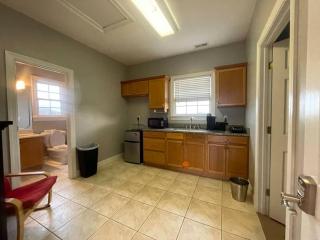 2-bedroom apartment, Pets welcome! - 3