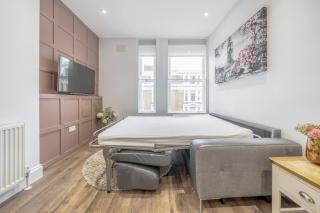 Bright & Modern 2-Bed Notting Hill Apartment - 1