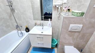 Luxurious Azure Apartment near Palas Mall - Iaşi - 2