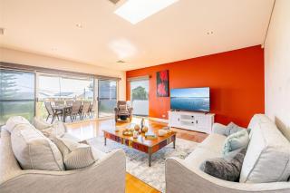 Birubi Point House, 56 Ocean Ave - stunning water views, ducted air con - Anna Bay - 2
