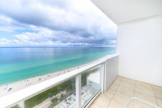 SeaStays Apartments - 8