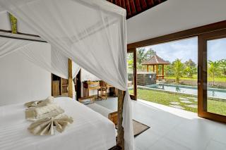 Suarga Loka Ubud Villa - 8
