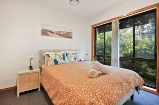 Tangerine - Pet Friendly - 3 Mins Walk to Beach - Sanctuary Point - 4