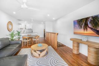 1-46 Manooka Drive - Rainbow Beach Aircon. Wifi. Pool. View - 0