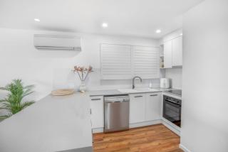 1-46 Manooka Drive - Rainbow Beach Aircon. Wifi. Pool. View - 5