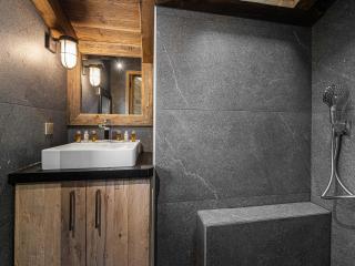 Chalet centre Megève avec hammam et terrasse, 5 chambres en suite, proche commerces - FR-1-569-181 - Megève - 8