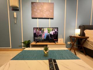 VitaminSEA2 Seaview 6PAX Studio Netflix A-9-16 - 6