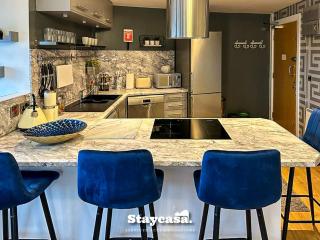 Twilight Luxury Duplex Amazing View With Parking - Manchester - 8