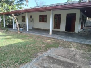Sujatha Villa - Weligama - 1