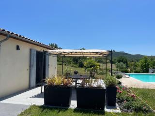 Gîte Crest, avec terrasse et piscine. - Crest - 1