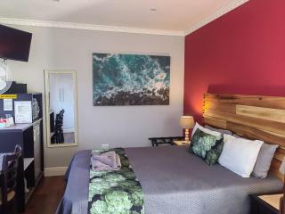 VillaVin at 47 Galpin - 7