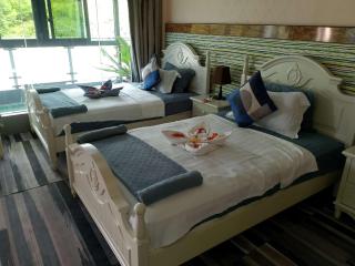 Crystal Beach Hotel - 2