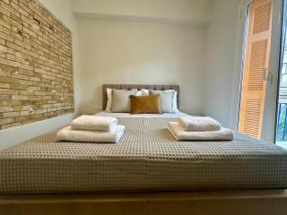 The blue house Athens - 6