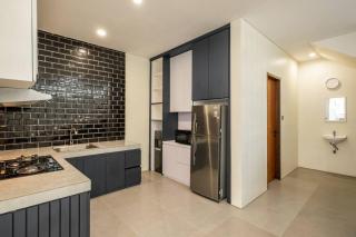 Modern 6BR Villa in Berawa - Dalung - 9