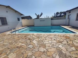 Casa com piscina - Peruíbe - 9