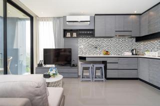Citygate Condo L604, near FantaSea & Café Del Mar Kamala Beach Club - Kamala Beach - 2