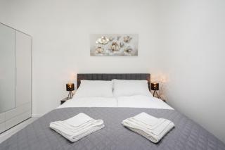 Stellar Dwell Apartment - Budapest - 5