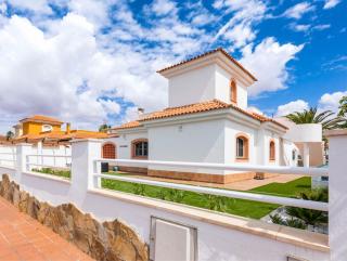 PRIMERA LUXURY HOUSE - Caleta De Fuste - 4