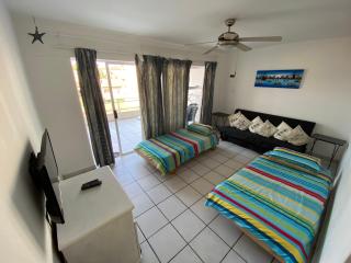 Uvongo Square 2 - Margate - 5