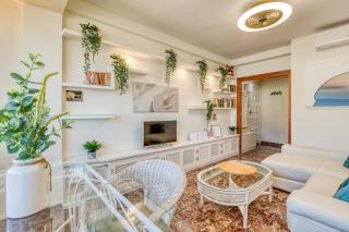 Hanami Avenida de España Mountain View 4D - 6