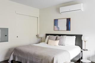 S Lake Union Studio w Gym WD nr Waterfront SEA-378 - 4