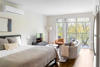 S Lake Union Studio w Gym WD nr Waterfront SEA-378 - 2