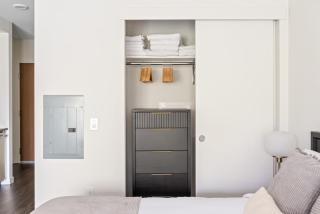 S Lake Union Studio w Gym WD nr Waterfront SEA-378 - 1