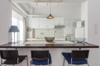 Seafront Apartment in Piraeus - Pireo - 1