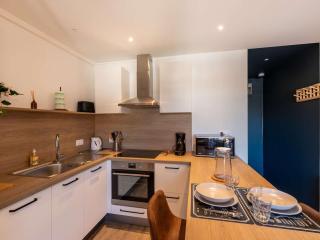 Studio moderne pour 2 personnes avec cuisine équipée et TV à Gourette - FR-1-400-122 - Eaux-Bonnes - 5