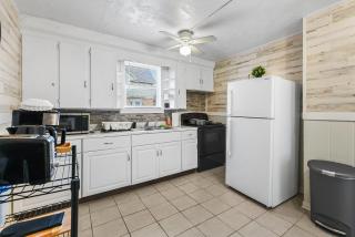 Contemporary Urban Home - 6