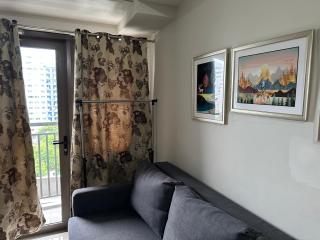 Sea Residences MOA Manila - Jo Alano - Manila - 3