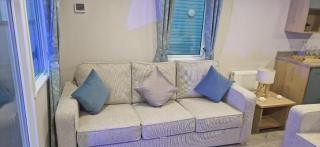 Southview Holiday Park, Deluxe Caravan - Skegness - 9