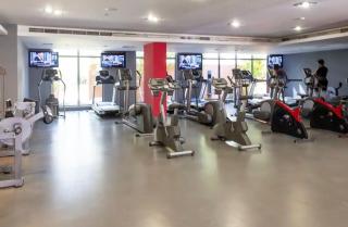 Chic Park Condo at Dubai Mall with Pool, Gym, Squash Courts, Games Room & Mini Theatre! - 5