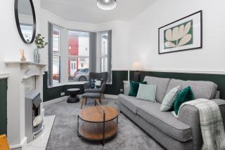 Host Liverpool - Anfield Gem, pet-friendly with garden - Liverpool - 0