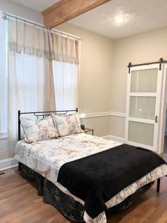 Ideal Location Spacious - Wilson - 4