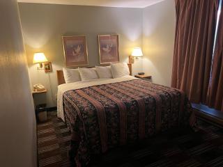 The Ridge Motor Inn - 5