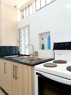 New Apartment 3mins walk to shops - 4