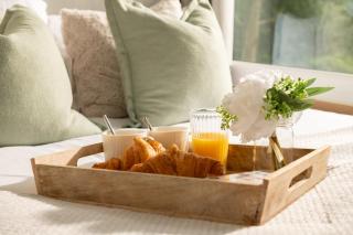 Art Studio - Connect to Nature in the Hot Tub at Cosy Studio - 5