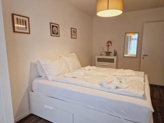 Easy-Living Lucerne City Apartments 1 - 8