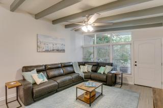 Bright Jekyll Island Home with Deck Less Than 1 Mi to Beach - Jekyll Island - 9