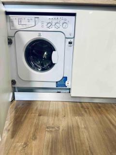 Modern Turquoise Apartment/free WiFi - 6