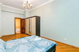 Apartment view to City - Baku - 4