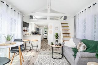 6 A Little Wanderlust Lux Tiny House, Firepit, Boat Parking, 5 Mins to Lake, Downtown - Guntersville - 5