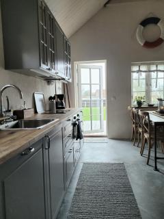Litet hus i mysig by nära havet - Ystad - 7
